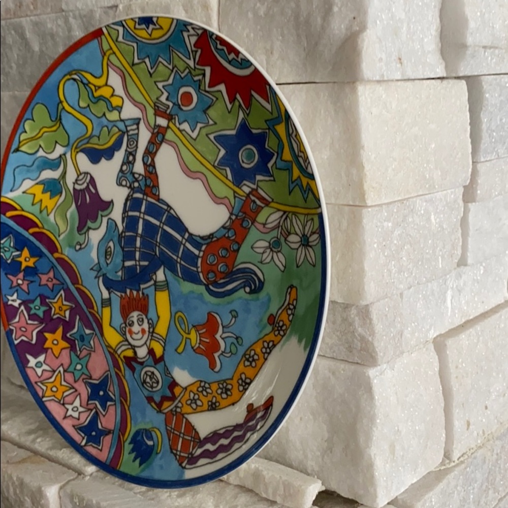 SOLD Tiffany& Co Collector “Fantasy” Plate - Picture 2 of 5